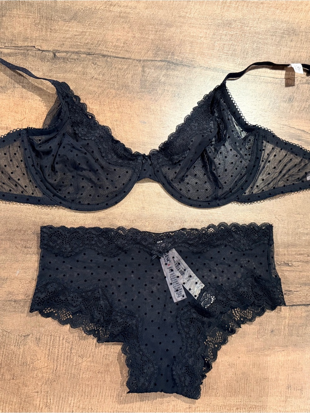 VS Tease 36D underwire sheer bra & xs panty set